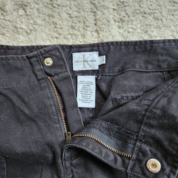 Vintage Calvin Klein Jeans Black Denim 90s Shorts Size 8 - Picture 10 of 16